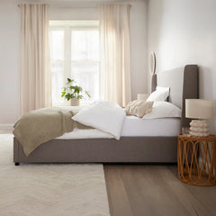 Windsor Wingback Bed