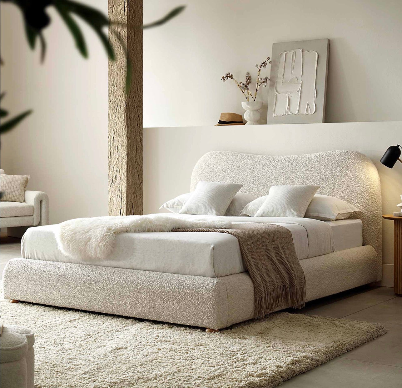 Verona Boucle Bed