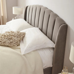 Cheshire Wingback Bed